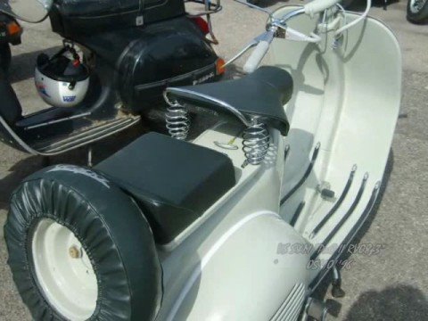 immagine di anteprima del video: 01-06-08 1° RADUNO VESPA di PONTE A CAPPIANO (VIDEO 1)